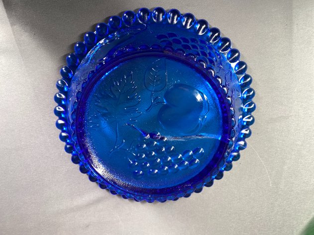 Image for (4) Vintage Glass Bowls