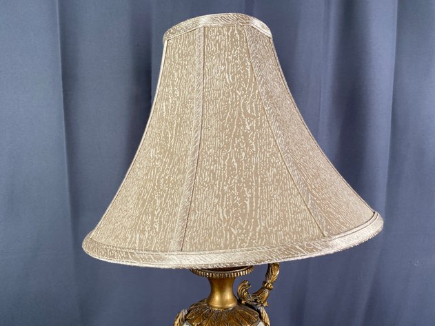 Image for (1) Urn Style Table Lamp