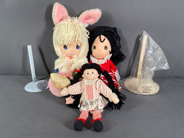 Image for Vintage Doll Collection Including Precious Moments and Applause Dolls and (2) Doll Stands