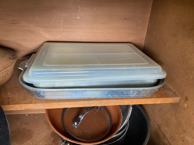 Image for Contents of Kitchen Cabinet