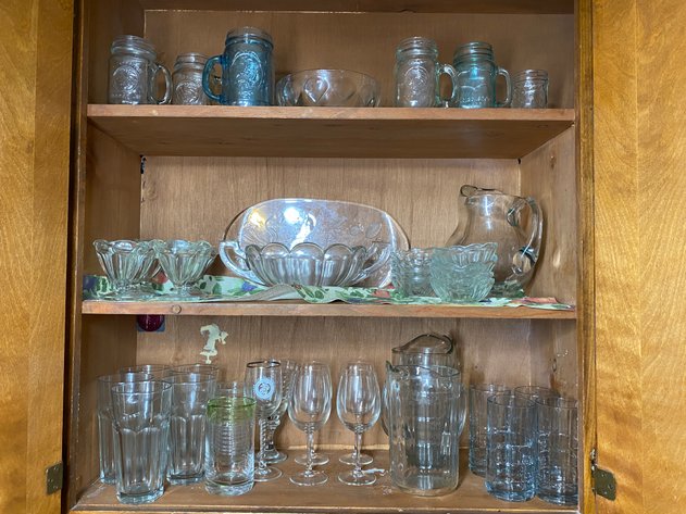 Image for Contents of Kitchen Cabinet