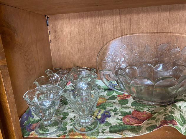 Image for Contents of Kitchen Cabinet