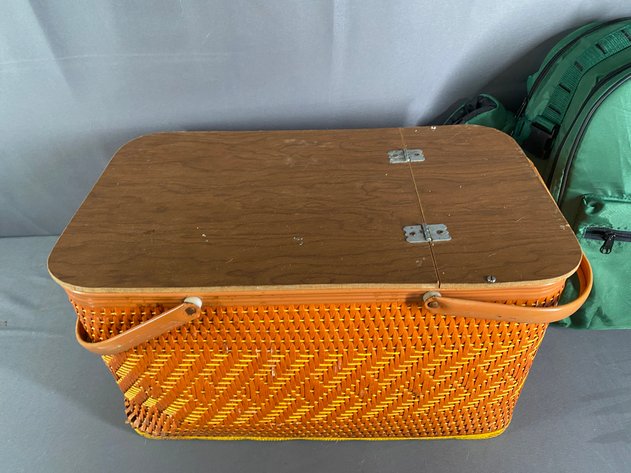Image for (2) Picnic Baskets