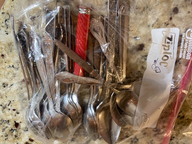 Image for Contents of Kitchen Drawer