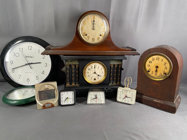 Image for (9) Assorted Clocks