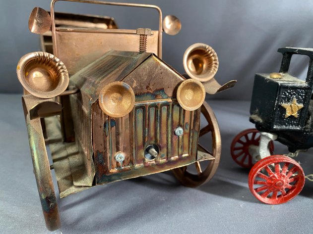 Image for (4) Vintage and Antique Models, including Arcade Manufacturing Co. Cast Iron, 