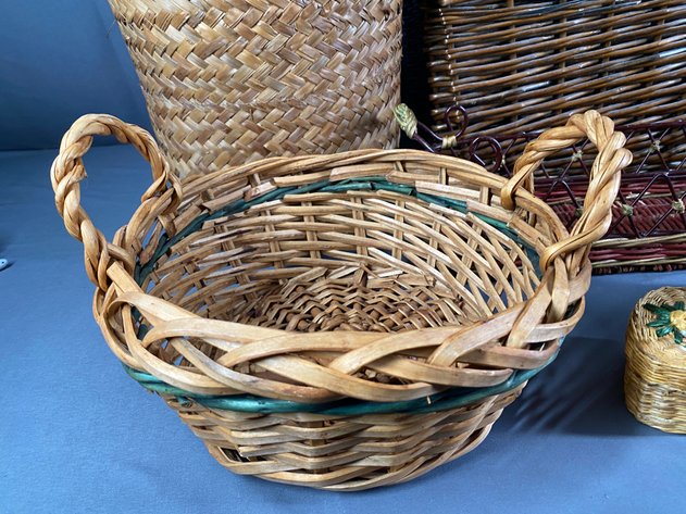 Image for (12) Vintage Wicker, Rattan and Metal Decorative Baskets, Planters, Trays and More!