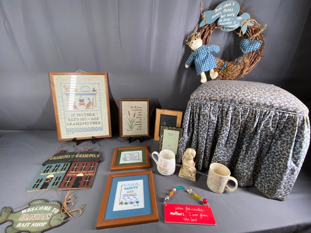 Image for Collection of Vintage Decor