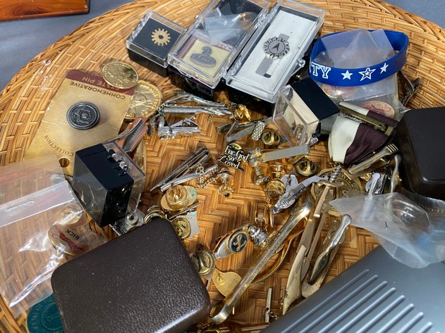 Image for Assortment of Men's and Women's Costume Jewelry