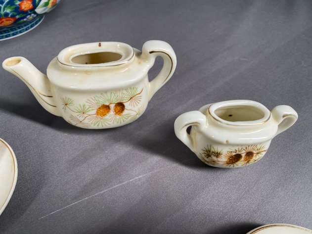 Image for (25) Piece Assortment of Vintage Japanese Tea Sets, Tea Cups, Saucers, Bowls and More!