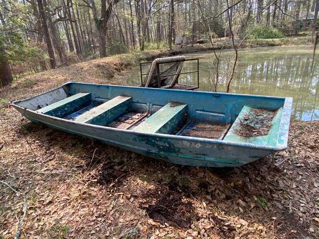 Image for 16 Foot Aluminum (4) Bench Seat Fishing Boat