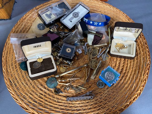 Image for Assortment of Men's and Women's Costume Jewelry