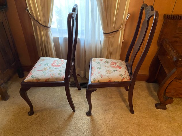 Image for (2) Philadelphia Style Queen Anne Dining Chairs with Shell Motif
