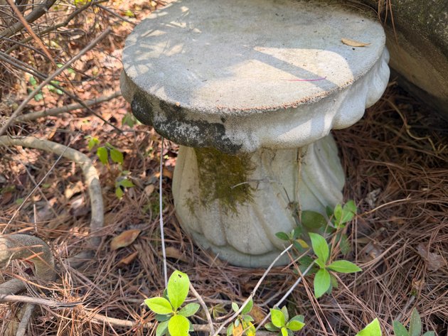 Image for Perma Flex Mold Co Concrete Bird Bath Fountain