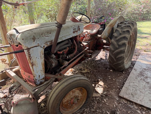 Image for Ford 800 Series Tractor (Condition Unknown)