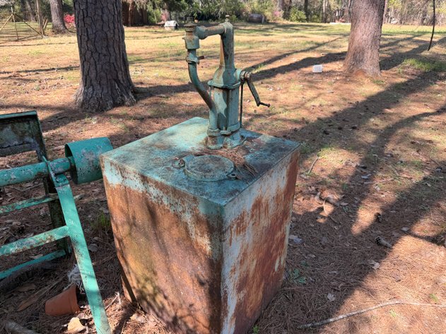 Image for Cast Iron Hand Fuel Pump Mounted On Steel Tank