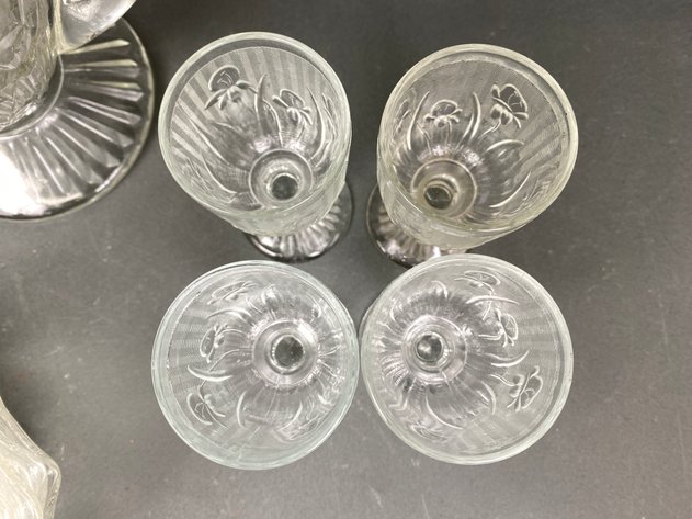 Image for Collection of (16) Jeanette Glass Iris and Herringbone Pattern Serving Ware