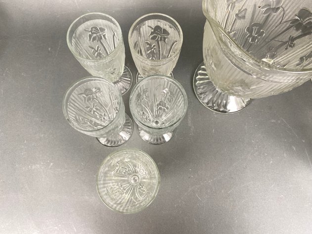 Image for Collection of (12) Jeanette Glass Iris and Herringbone Pattern Drinkware