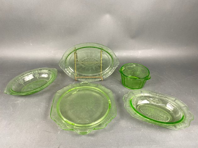 Image for (5) Jeanette Uranium Glass Serving Pieces in 