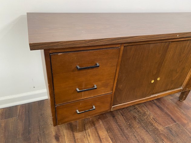 Image for Indiana Desk Company MCM Desk