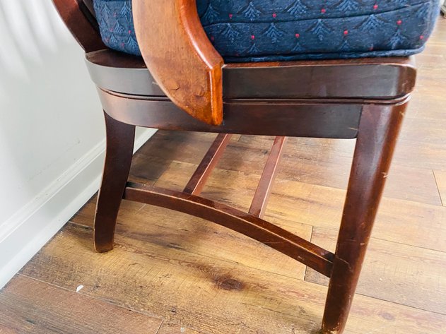 Image for 1930's W. H. Gunlocke Oak Courthouse Bench with Upholstered Cushion Seat