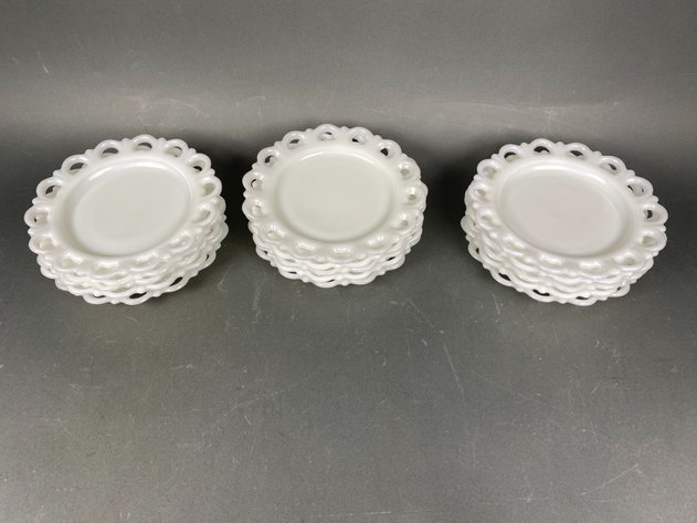 Image for (18) Vintage Anchor Hocking Milk Glass Salad/Luncheon Plates