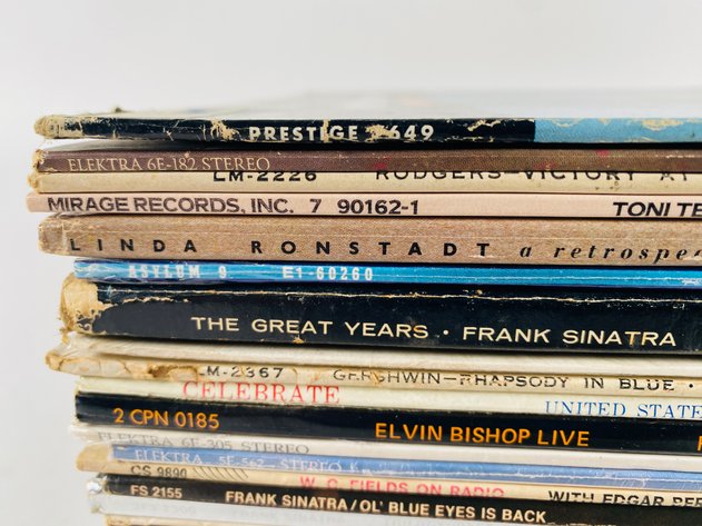Image for (20+) Assorted Vintage Albums