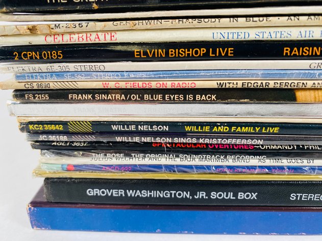 Image for (20+) Assorted Vintage Albums