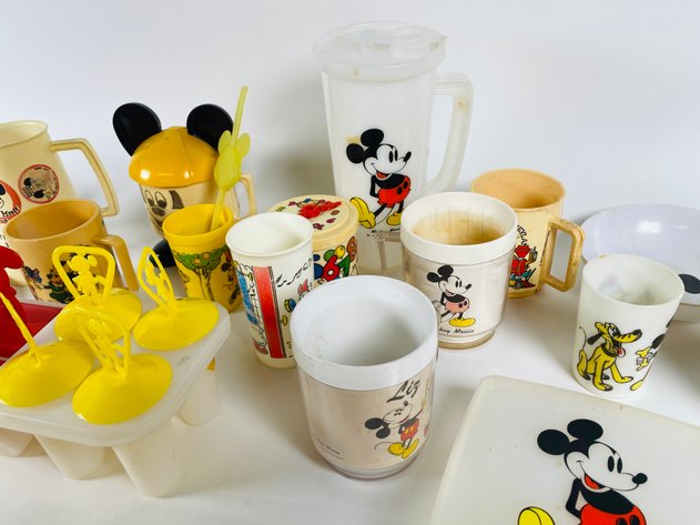 Image for (20+) Plastic Mickey Storage Containers and Dinnerware
