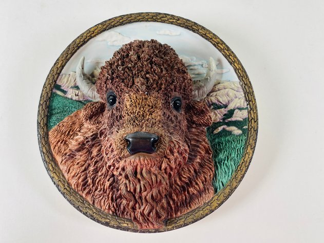 Image for (2) Decorative Collectors Plates 