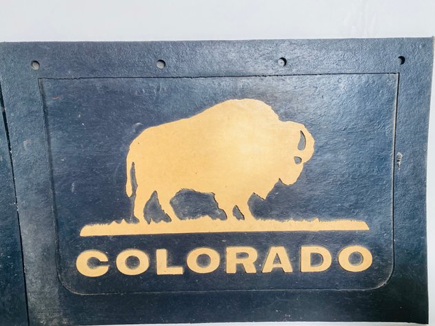 Image for (9) Piece Assortment of Buffalo Themed Barware