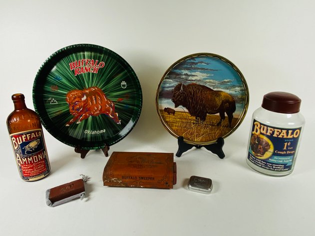 Image for (7) Assorted Buffalo Themed Decor and Vintage Collectibles