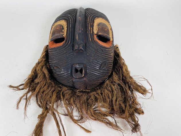 Image for (1) Luba Kifwebe Mask