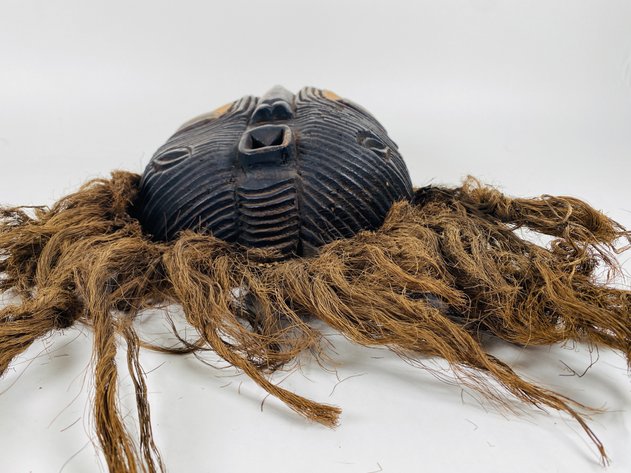 Image for (1) Luba Kifwebe Mask