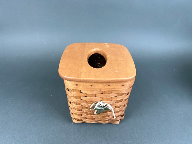 Image for Assorted Wooden Bowls, Basket , Tissue Holder and Napkin Rings