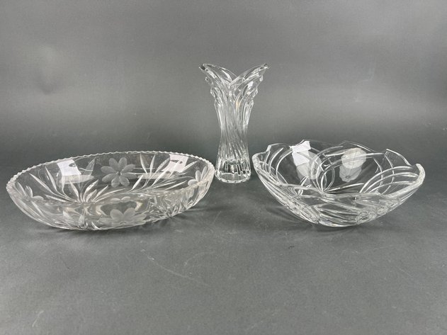 Image for Crystal Bowl, Vase and Serving Dish