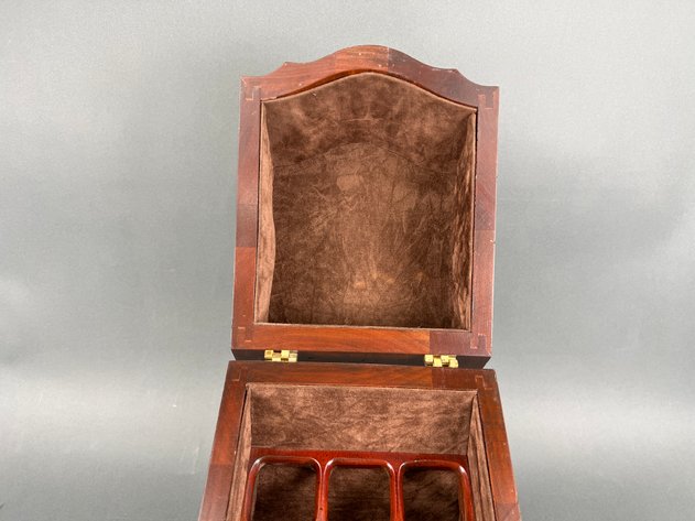 Image for Antique Georgian Shell Inlaid Mahogany Knife Box