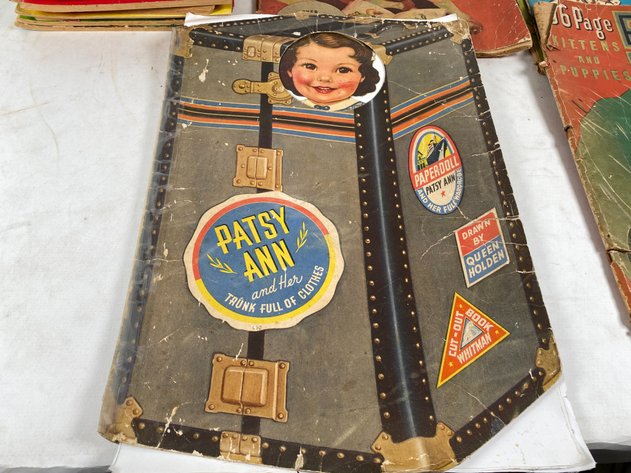 Image for (15+) Vintage Picture and Paint Books, Paper Doll and Paper Puppets