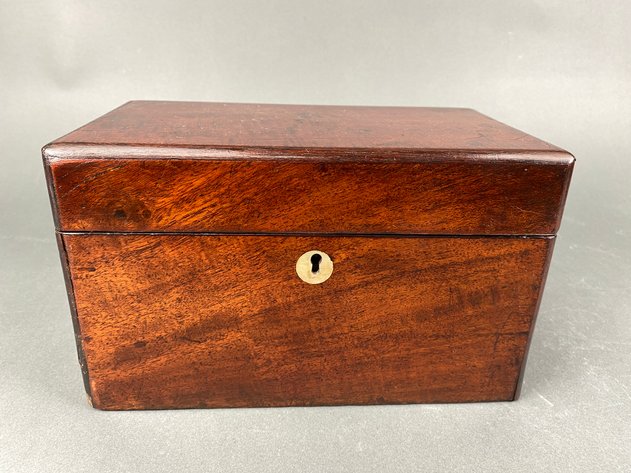 Image for (2) Stained Wooden Keepsake Boxes
