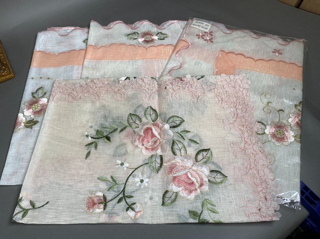 Image for Assortment of Home Decor