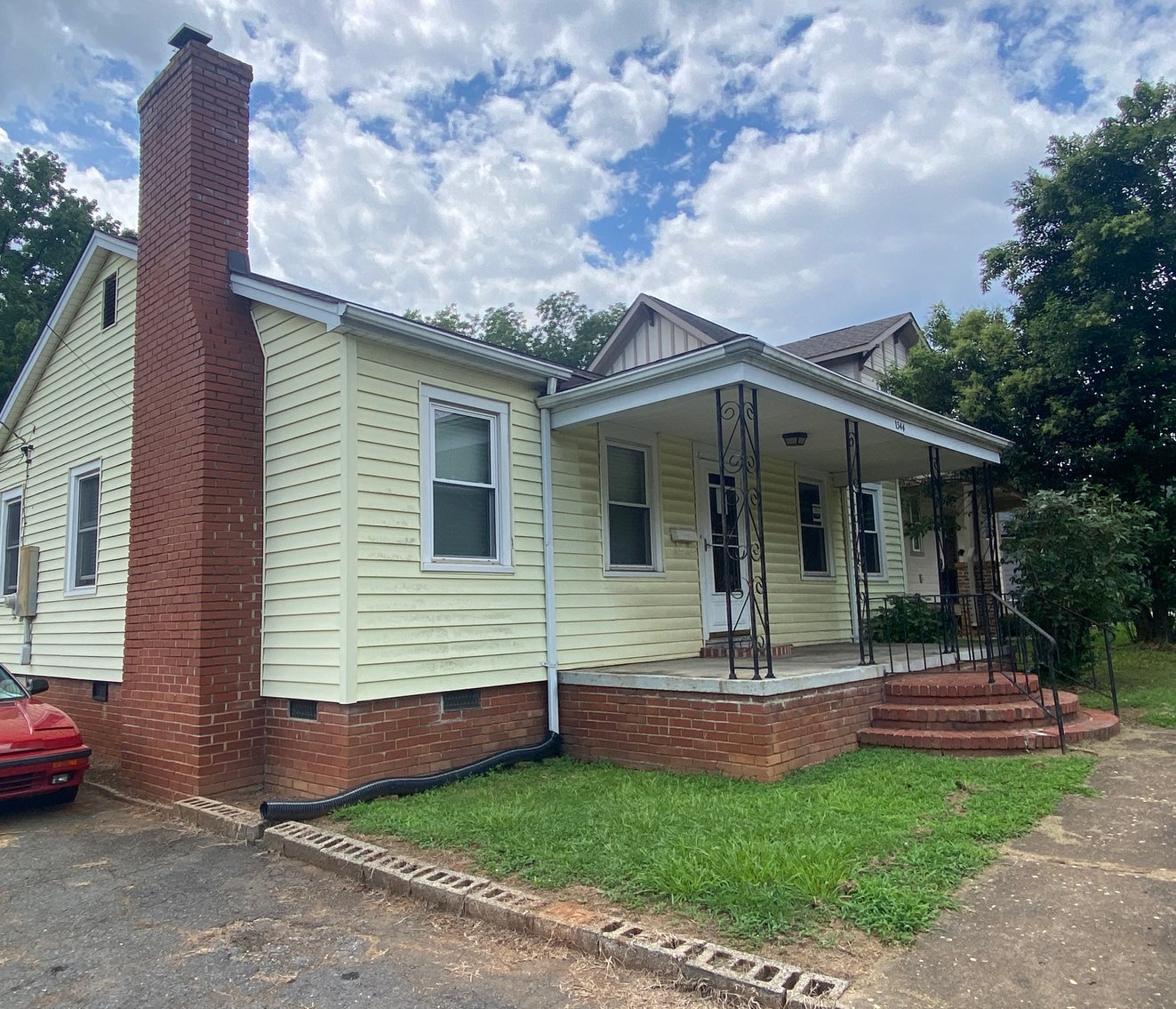 Image for US Marshals Service Auction - 2 Bedroom Home Near Downtown Charlotte, NC