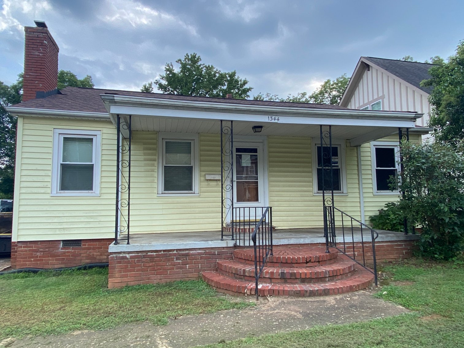 Image for US Marshals Service Auction - 2 Bedroom Home Near Downtown Charlotte, NC
