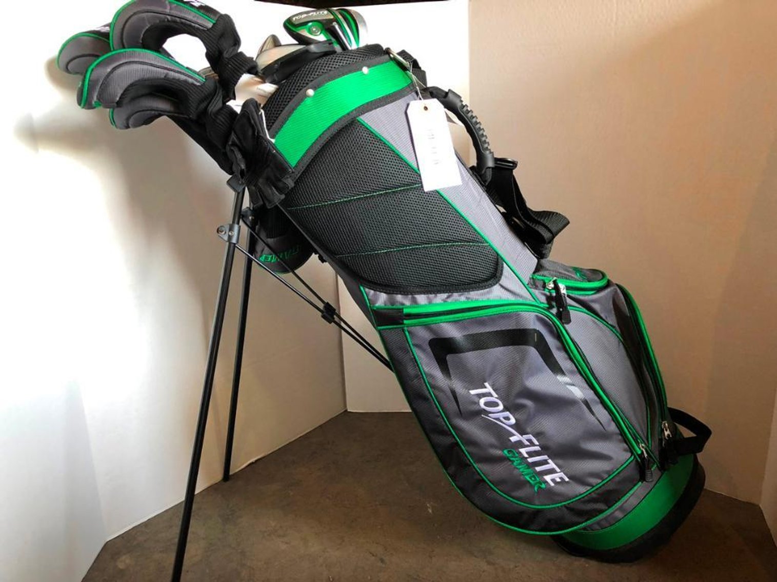 Image for Sporting Goods - Returns & Overstock