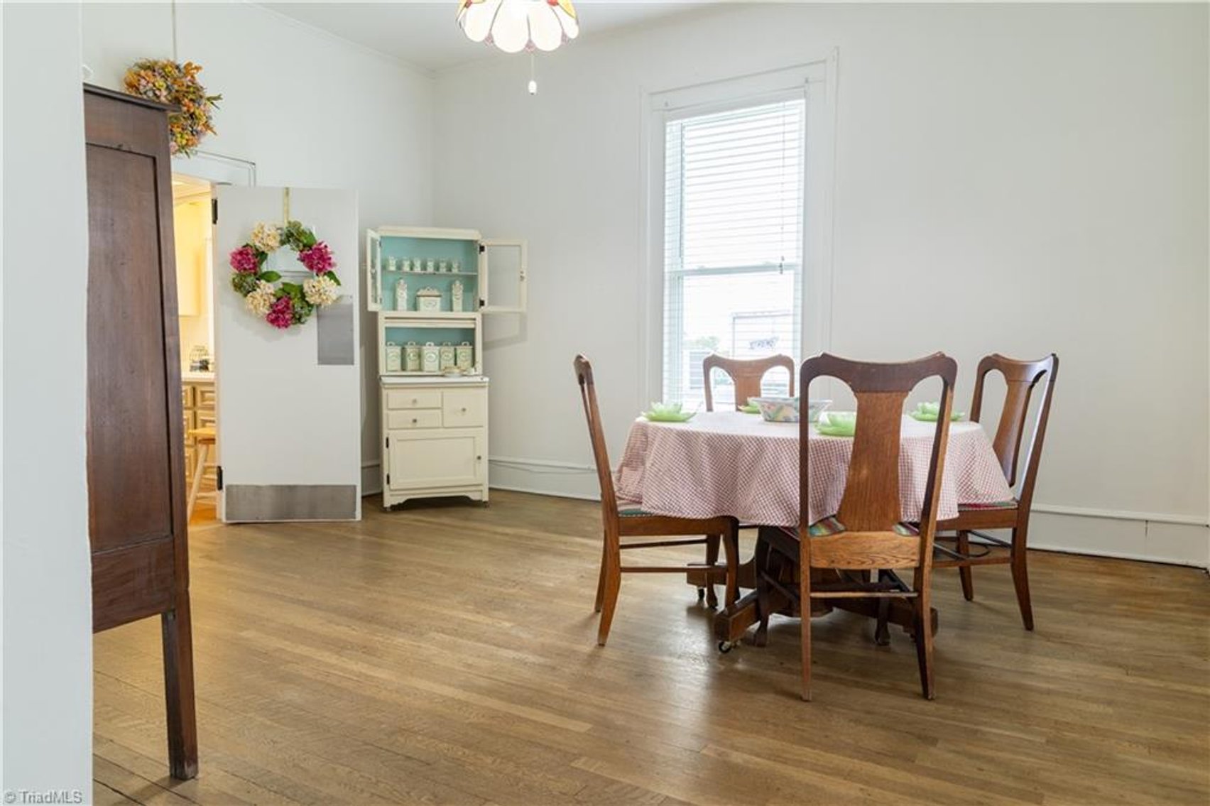 Image for Home For Sale in Pilot Mountain - 216 E Main Street