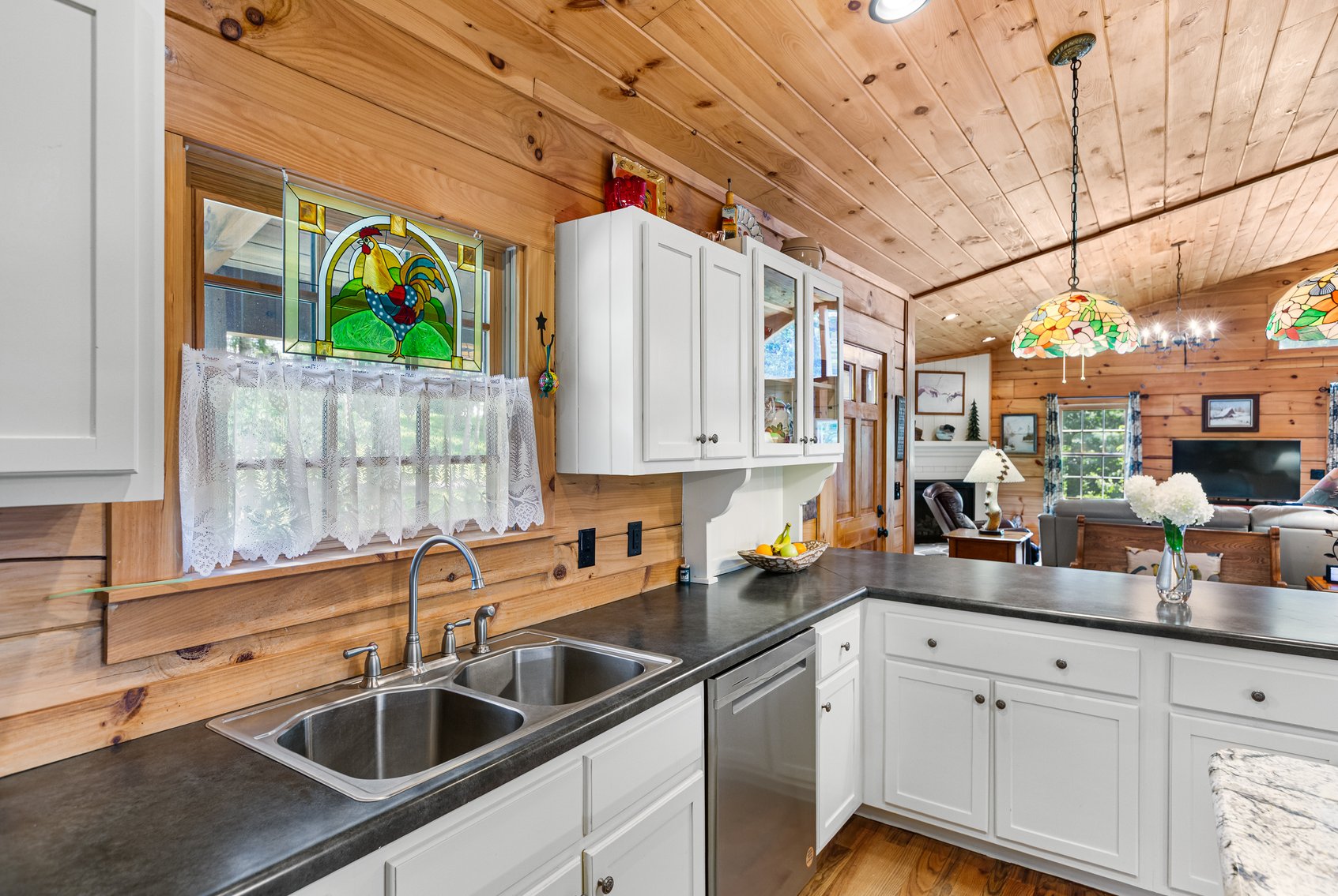 Image for Cabin For Sale in Fancy Gap, Virginia - 212 Olympus