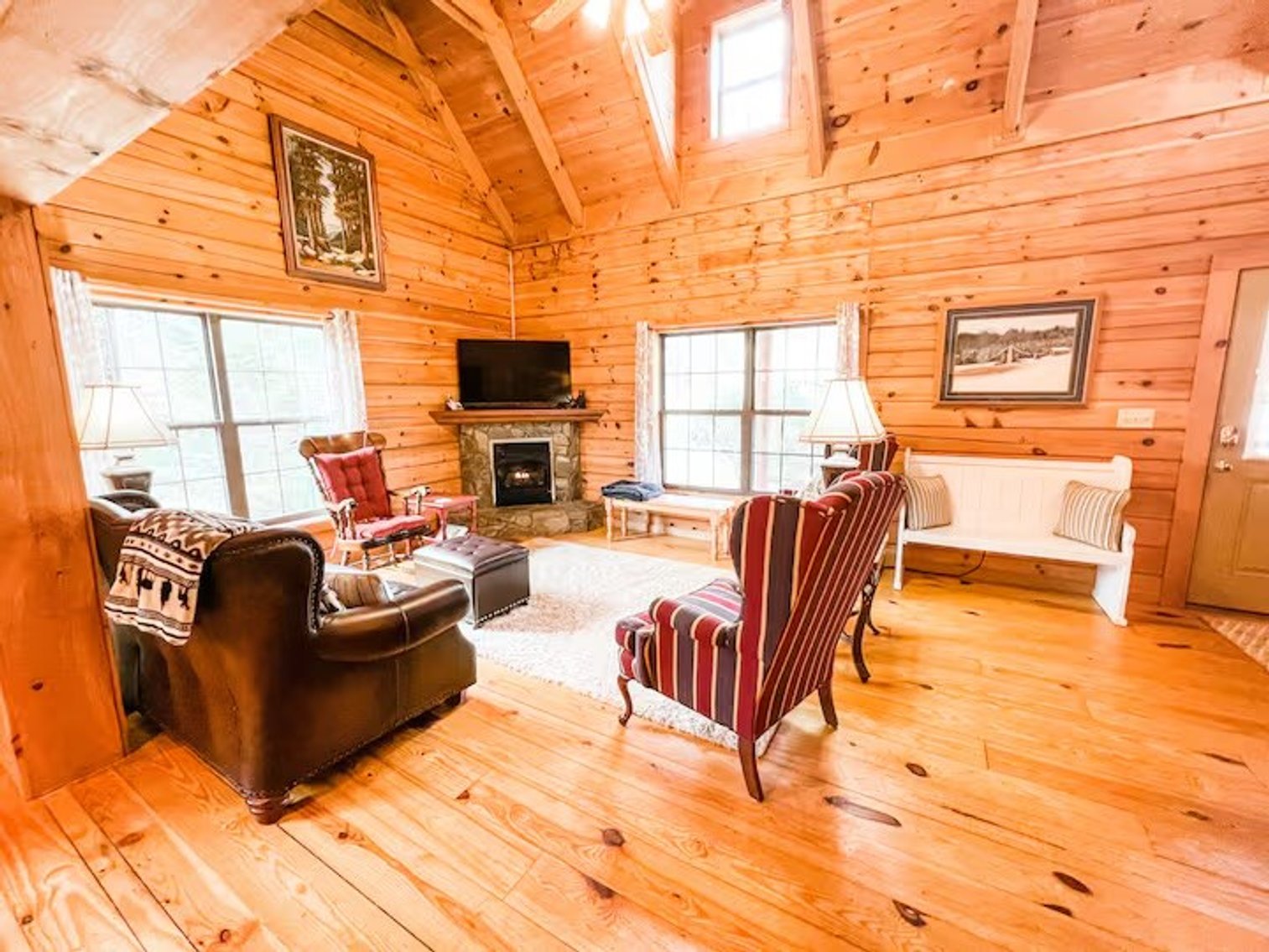 Image for Home for Sale in Hillsville, Virginia - 84 Retreat