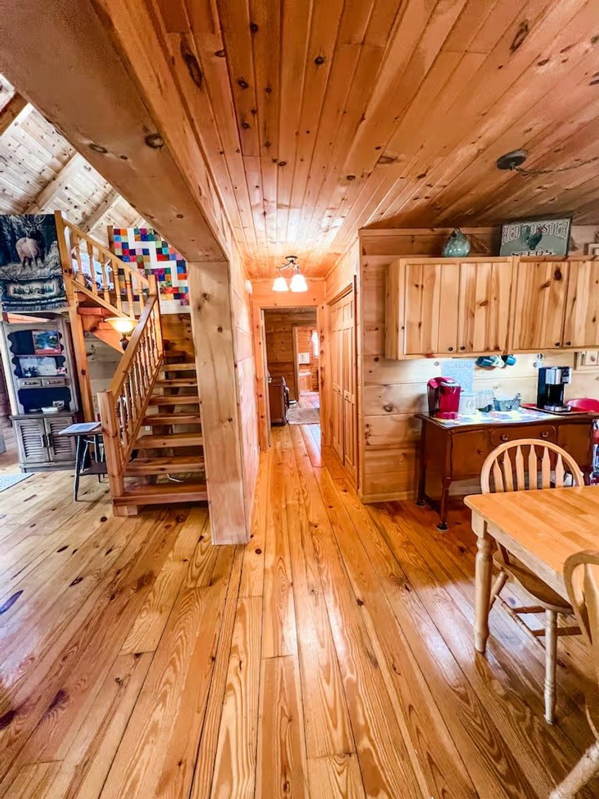 Image for Home for Sale in Hillsville, Virginia - 84 Retreat