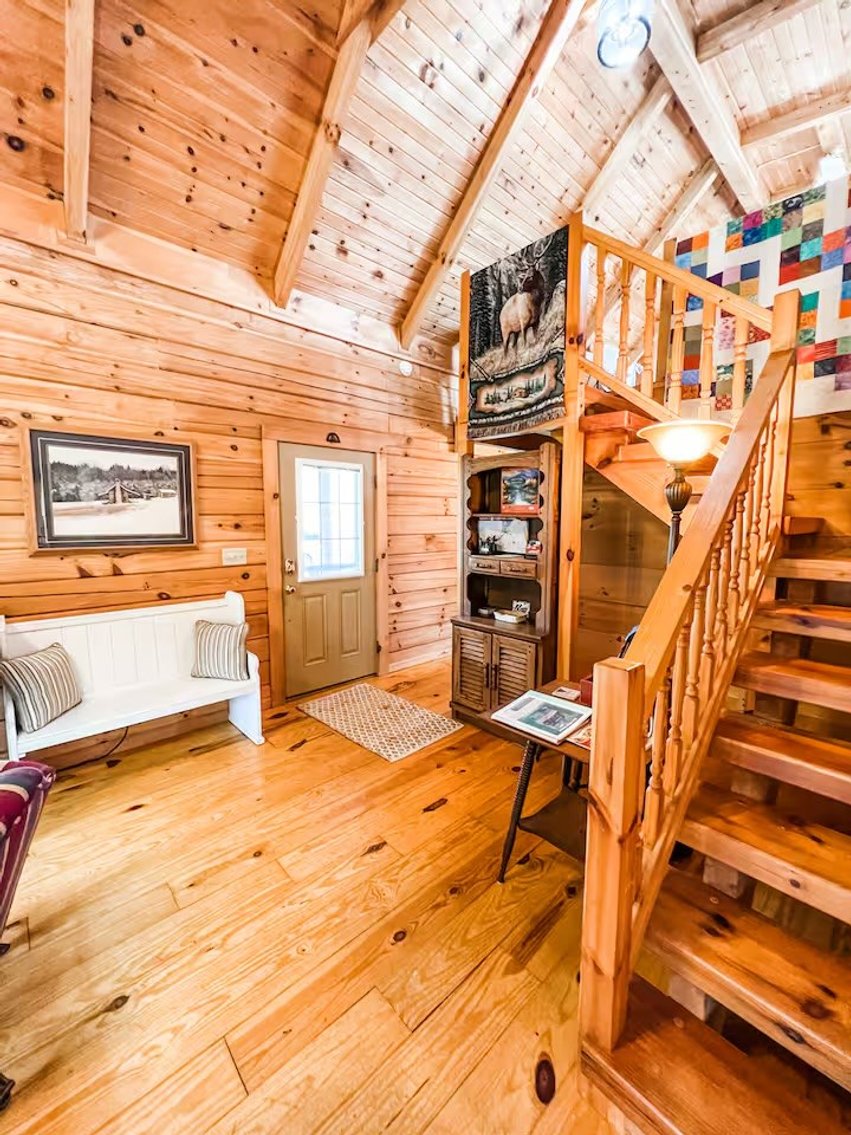 Image for Home for Sale in Hillsville, Virginia - 84 Retreat