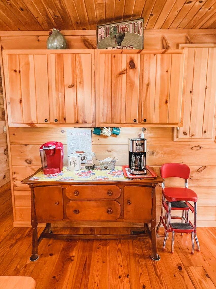 Image for Home for Sale in Hillsville, Virginia - 84 Retreat
