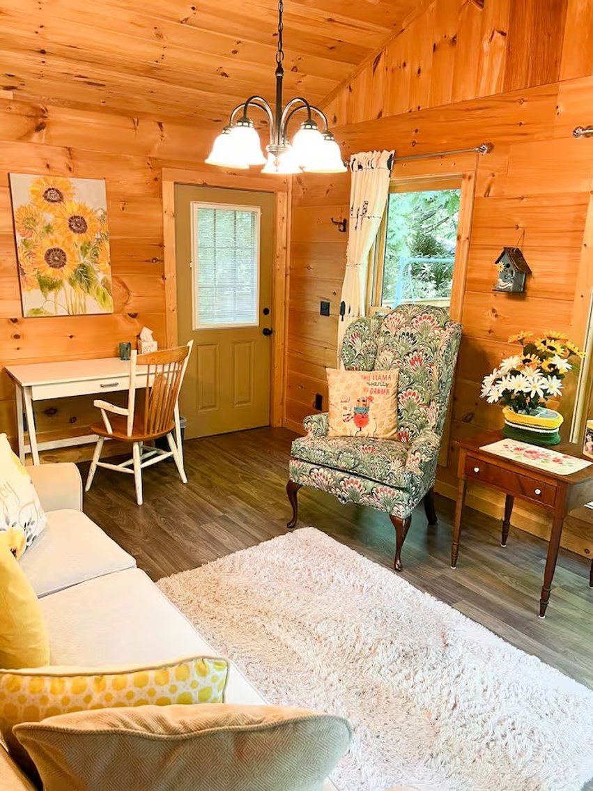 Image for Home for Sale in Hillsville, Virginia - 84 Retreat